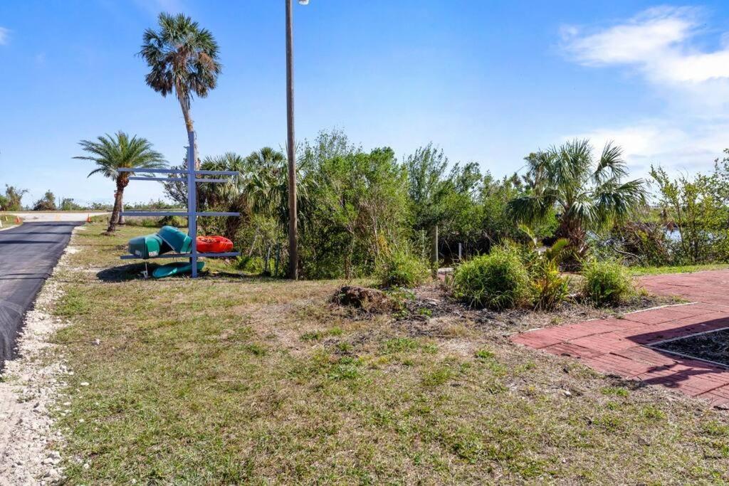 Beautiful Waterfront 1 Bedroom #4 Punta Gorda Exterior photo